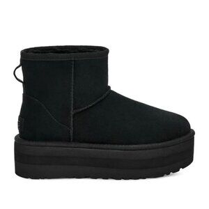 Ugg Classic Mini Platform Boots in Black Size 9
